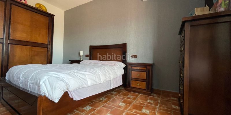 Foto b7f26f22-87b1-4ecd-8752-0797ae2803b5. Maison avec parking dans Loja