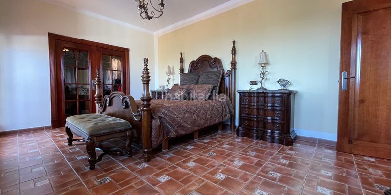 Foto b8ec91b6-8749-4ed6-9611-d8154da027d0. Maison avec parking dans Loja