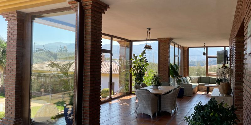 Foto ecdde832-ae2f-4416-9320-3eeee6827877. Maison avec parking dans Loja