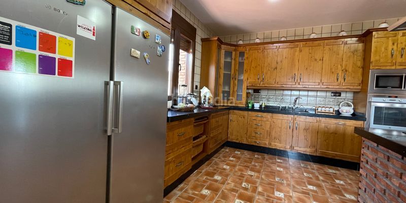 Foto f477c6e5-1b58-4c46-aebf-bb34203888fc. Maison avec parking dans Loja