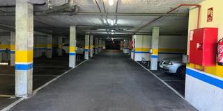 Car parking in Avenida san jose  87