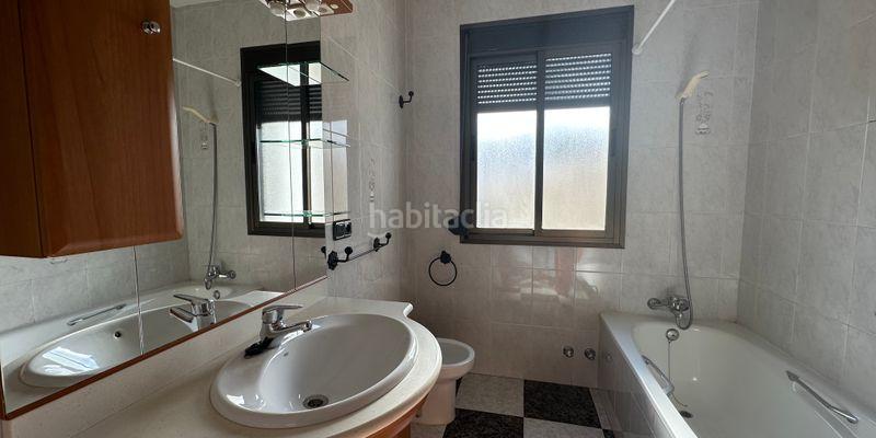 Foto 1c91fe9f-9b96-433e-bf4b-cd17ac90cb51. Casa adosada en Villanueva de Tapia