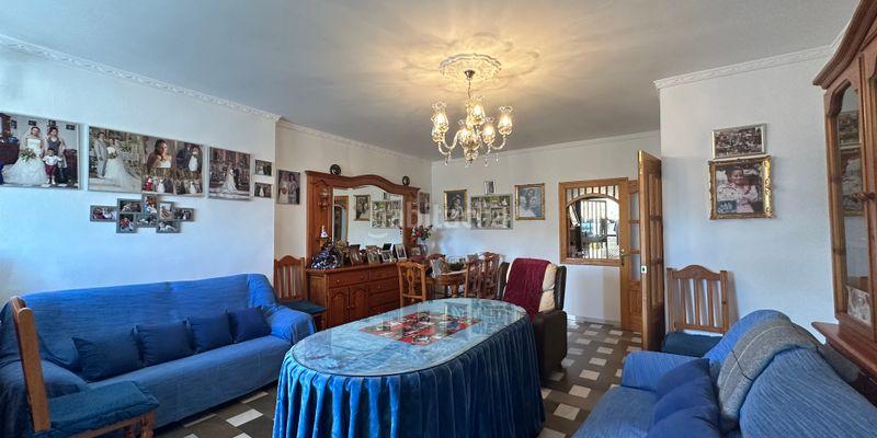 Foto 8a1f623b-7975-4bcd-91a0-384a7109a6aa. Casa adosada en Villanueva de Tapia