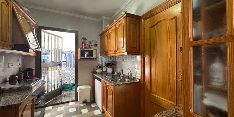 Foto 9a94f0fa-ed57-4630-89e5-fba3e3ad84f3. Casa adosada en Villanueva de Tapia