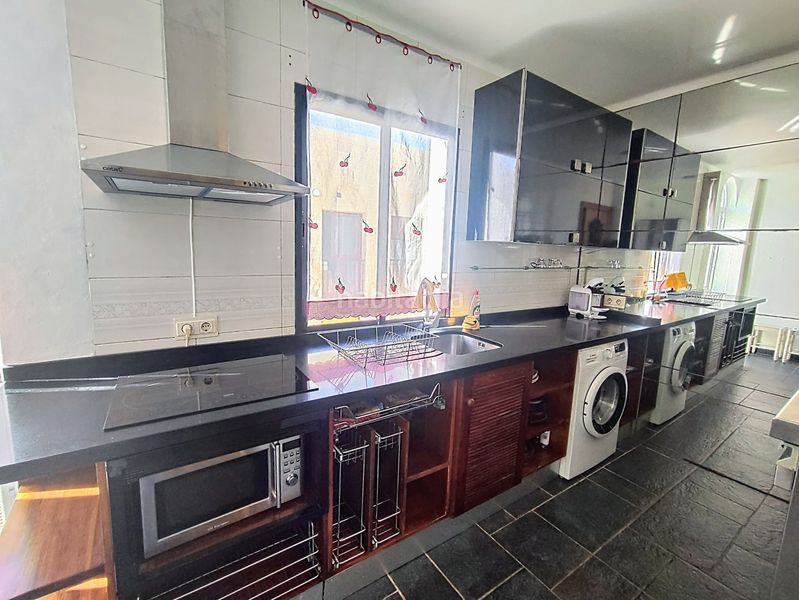 Foto 0f4ea03e-61f0-47ed-bc56-680558718efc. Flat in Centro Nerja