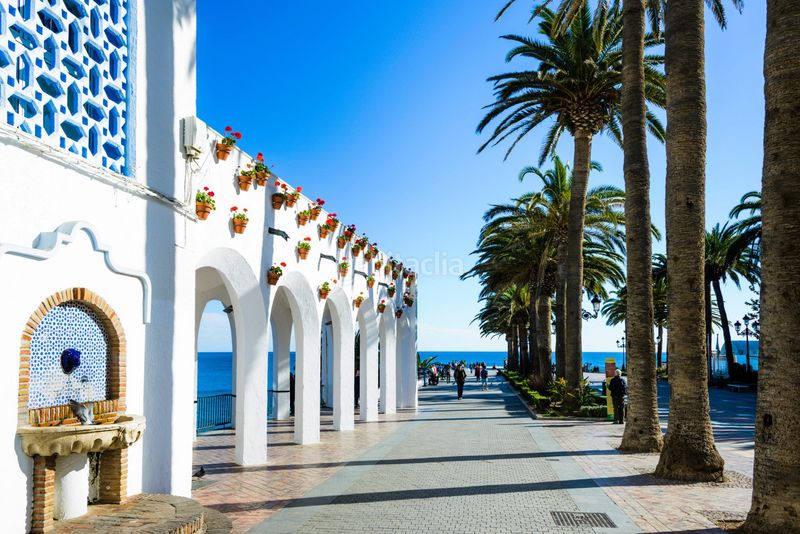 Foto a54b6b21-40dd-4558-822d-401f25ba7f88. Pis a Centro Nerja