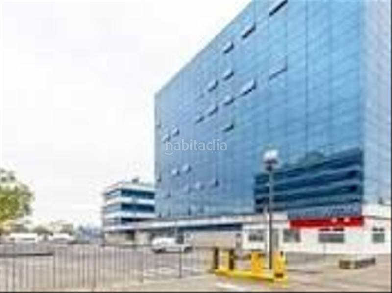 Foto 30e95271-d833-49c1-b13e-d77a0e8d5c5e. Bureau dans Palmete Sevilla