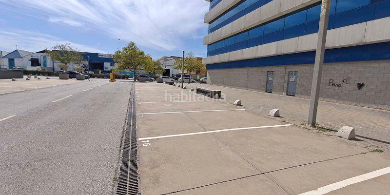 Foto a5dae567-626b-40ae-aba0-91905091370b. Bureau dans Palmete Sevilla