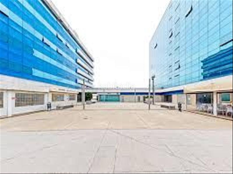 Foto e02d3bc3-5ef2-4429-b942-af1b0c0ec535. Büro in Palmete Sevilla