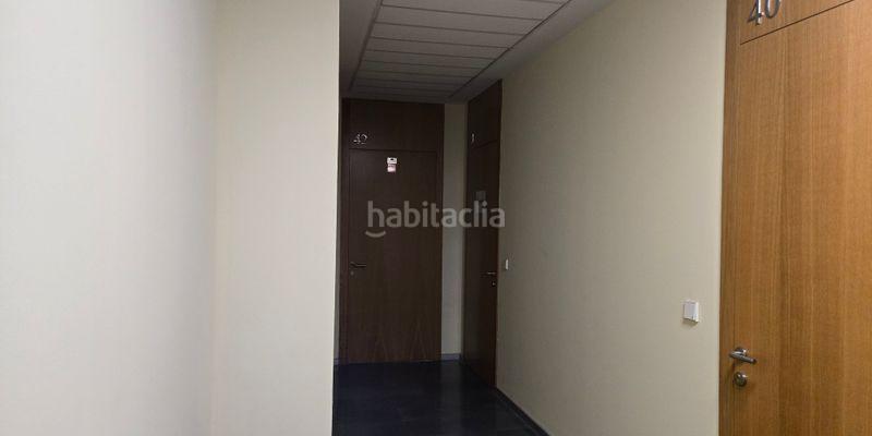 Foto aa69a499-181b-4a13-bcdb-387564dda0ec. Ufficio in Palmete Sevilla