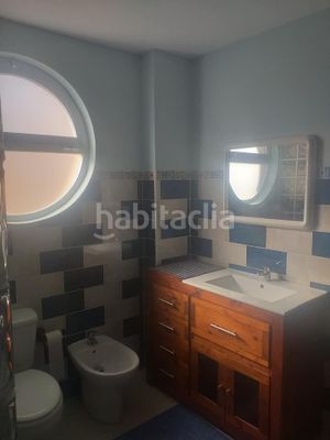Foto cac90d75-8adc-4d23-ab44-757aa1b92e9e. Casale in Ador