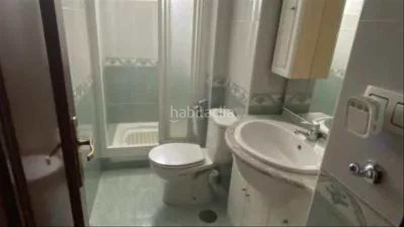 Foto b82adfcc-c6f4-46c4-9203-3470bbc01b8c. Pis a astilleros - la paz - loreto - el corte inglés Cádiz