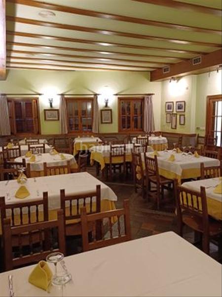 Foto b5a4cb43-7aa0-4da0-8713-c4f6d8822b8f. Local comercial a Íscar