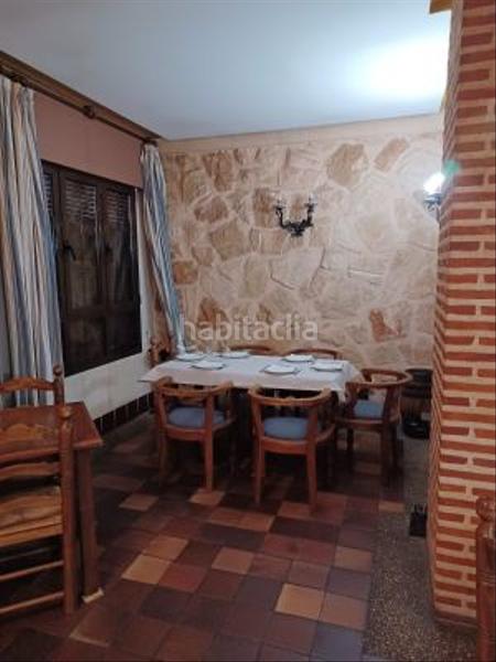 Foto 4f02f490-ee75-4938-9072-266cf1eabf74. Local comercial a calle eras 13 a Íscar