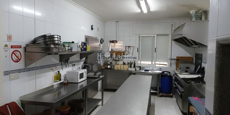 Foto c7a0cbd9-b52c-47bf-9ac7-64b8a7574614. Local comercial a calle eras 13 a Íscar