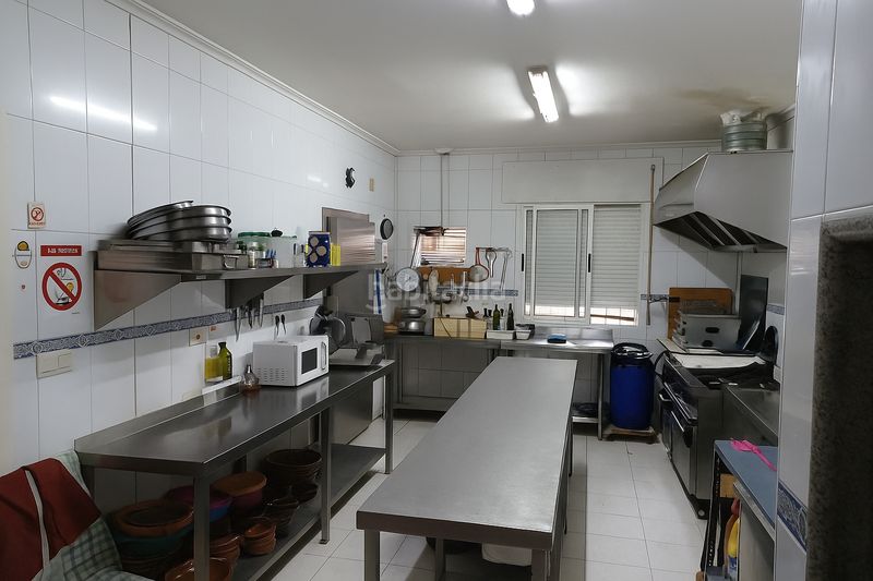 Foto 0696d9d4-6e2e-4a18-8395-f1950f4afa17. Local comercial a Íscar