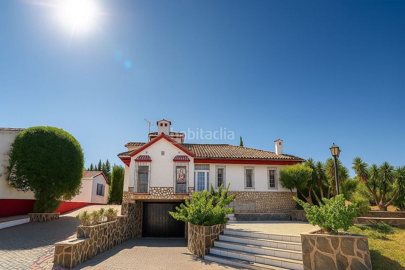 Foto 0f2a3c37-d105-4b60-9b36-a12e60cf0464. Casa amb aparcament a Montilla