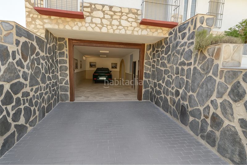 Foto 13988d8b-457e-4a42-9d59-16464399b442. Casa amb aparcament a Montilla