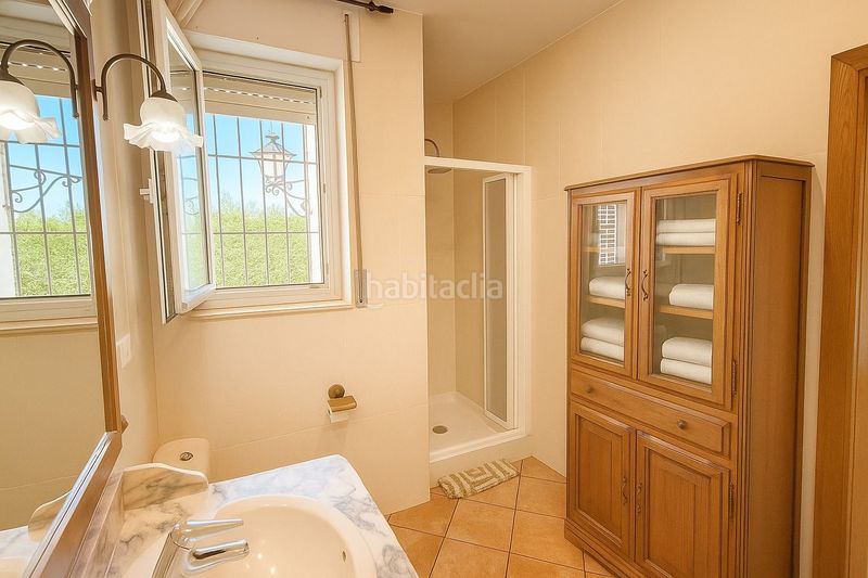 Foto 32dc4c5b-04a1-44b3-88b3-f00165869fba. Casa amb aparcament a Montilla