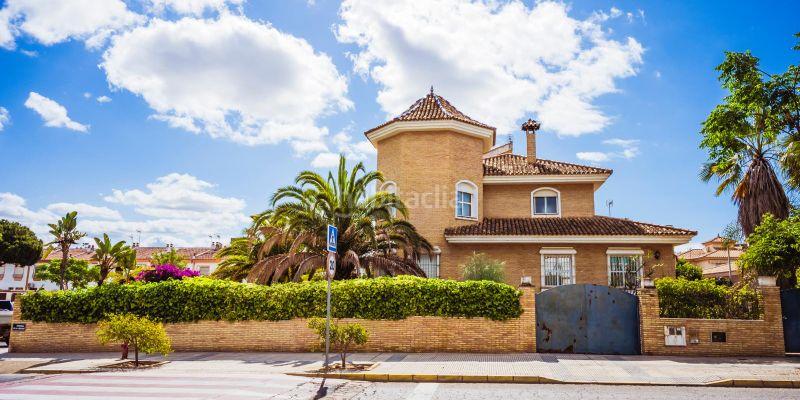 Foto 44f8f621-0597-4854-86e0-11fb60f0c211. Casa in calle isla alboran 12 in Punta Umbría