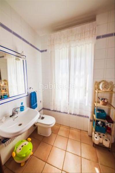 Foto cb3aaf6d-6ea1-406b-8aa6-e60614405068. Casa in calle isla alboran 12 in Punta Umbría