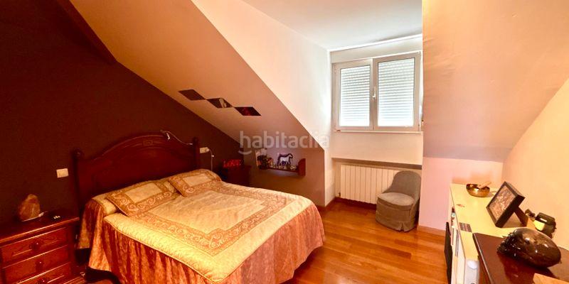 Foto 43b5c1a4-c9bf-491c-8615-9095f4373430. Casa con parcheggio in Parroquias Sur - La Manjoya Oviedo