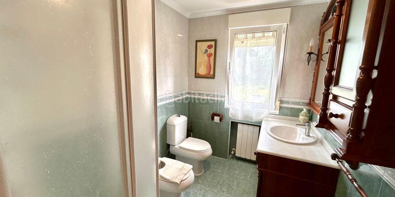 Foto 5a3c63b4-04aa-41ec-b0e0-e73509feab94. Casa con parcheggio in Parroquias Sur - La Manjoya Oviedo