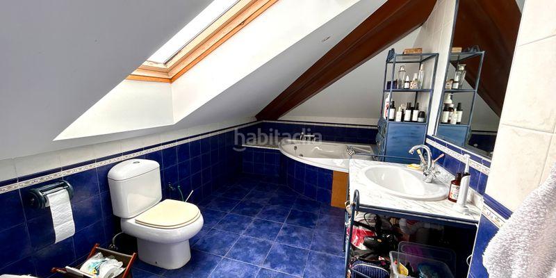 Foto a7a8f38f-4a7b-4d67-ba34-cd0de62d0923. Casa con parcheggio in Parroquias Sur - La Manjoya Oviedo