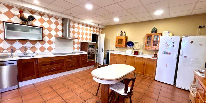 Foto d1daf304-b81e-4c6b-92d1-d1e701e498e7. Casa con parcheggio in Parroquias Sur - La Manjoya Oviedo