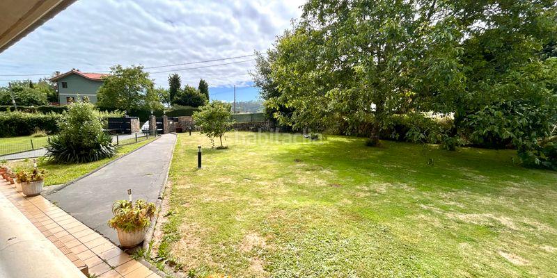 Foto db3998b2-6213-49dd-974d-1db349f6d76a. Casa con parcheggio in Parroquias Sur - La Manjoya Oviedo