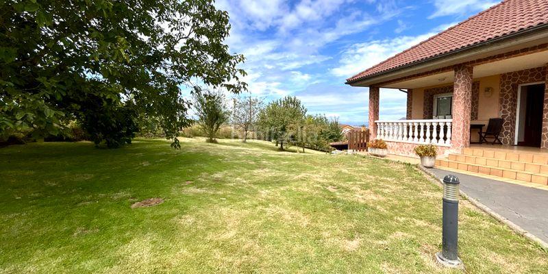 Foto ffb6999e-2c79-468c-839f-b537cf162ffa. Casa con parcheggio in Parroquias Sur - La Manjoya Oviedo