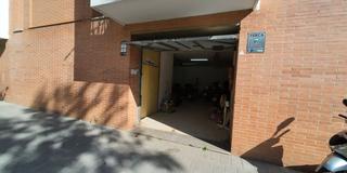 Business premise in Plaza Del mig de can clos