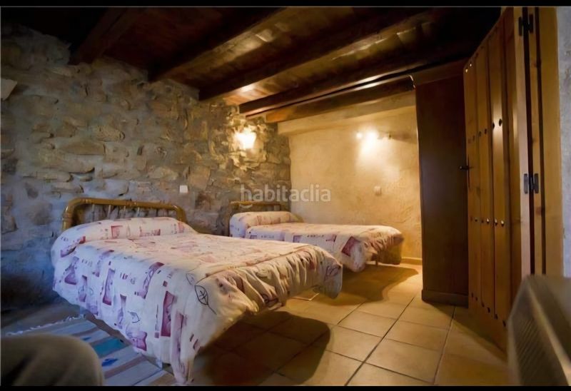 Foto 0a9ef0a4-17e9-4b6b-9b92-d08cbe5258c7. Casale con parcheggio in Fariza