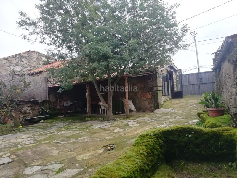 Foto dea4ff32-9ab6-4403-bf2d-c032067d14a2. Casale con parcheggio in Fariza