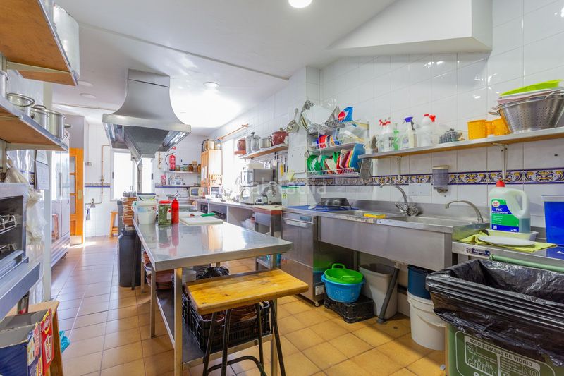 Foto 250fa909-d1c2-4b4b-a593-b3997b65333d. Edificio in Güéjar Sierra