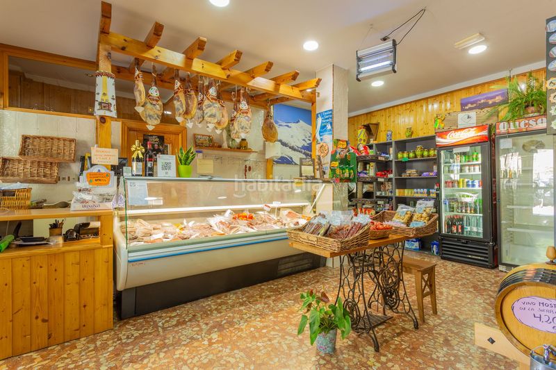 Foto 31947aa1-e1b2-4087-a271-2c90c667ebcd. Edificio in Güéjar Sierra