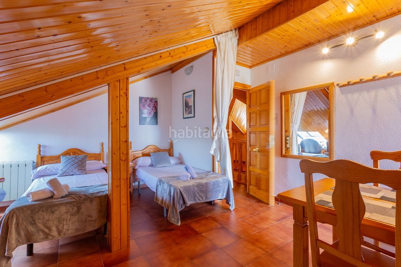 Foto 4effcbcf-d400-48a3-8d22-c933183835ab. Edificio in Güéjar Sierra