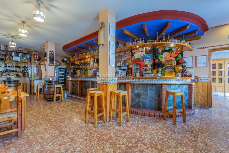 Foto 80e3c4cf-0b15-454e-9981-b0d32dd60cbd. Edificio in Güéjar Sierra