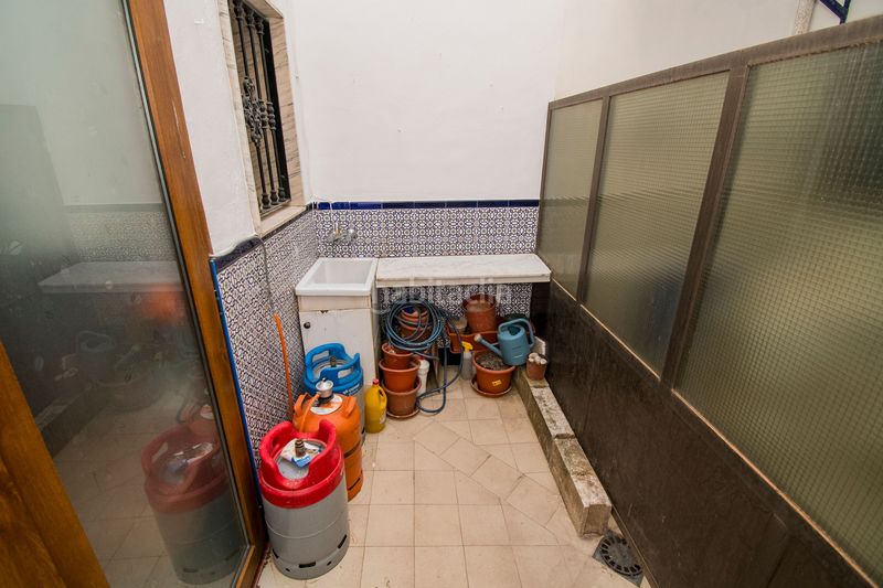 Foto c1058eec-17ce-4371-8258-d06f32916632. Piso en Loja