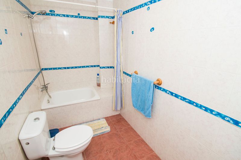 Foto c1db421a-eb65-4257-bd5b-1508d343fa90. Piso en Loja