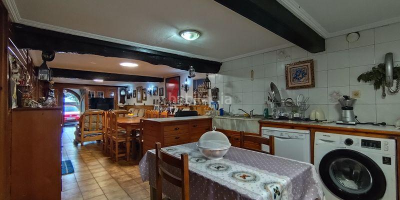 Foto d922f7f0-8125-4b67-a257-e1c055bab9e0. Casa in Liendo