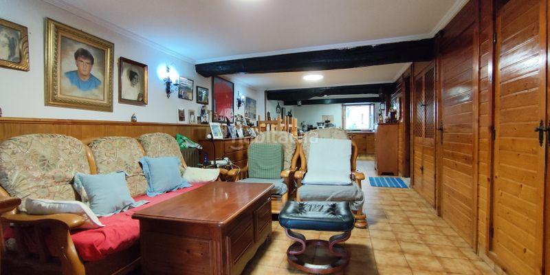 Foto dc1be87e-1abc-4952-b344-a84b7ebe80fa. Casa in Liendo