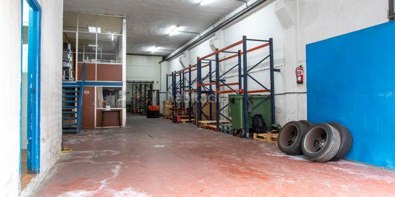 Foto ee27ce7e-029e-440f-aa0e-b81e5b7a664b. Nave industrial en Arrigorriaga