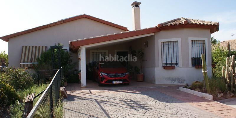 Foto 48e839ec-b0e6-425a-a6d8-5a8eaa61f9b6. Casa en Carlota (La)