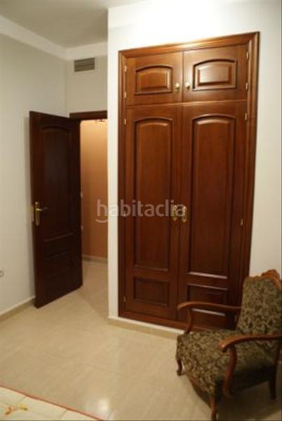 Foto 8ae1d18f-d983-4b37-8487-9a8b3f94f557. Casa en Carlota (La)