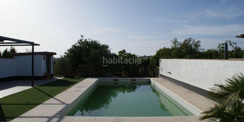 Foto c78b092d-182f-430d-a041-356879827410. Casa en Carlota (La)