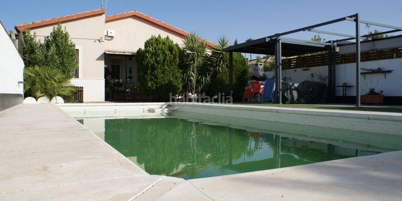 Foto f06219a4-cfb6-409d-8bf2-e45ae27d1a83. Casa en Carlota (La)