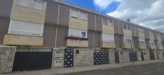 Reihenhaus  Calle los robles