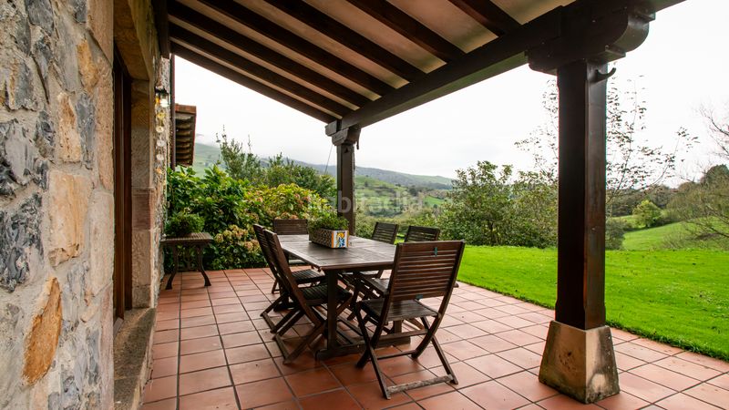 Foto 1312f888-0d79-4592-b9bc-a0c2875c0760. Casa en Villafufre