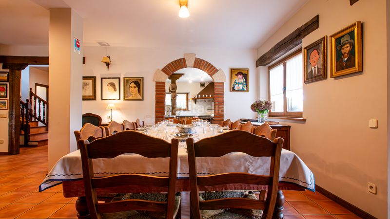 Foto e44bba0b-46a9-4b23-896f-c8278175847d. Casa en Villafufre